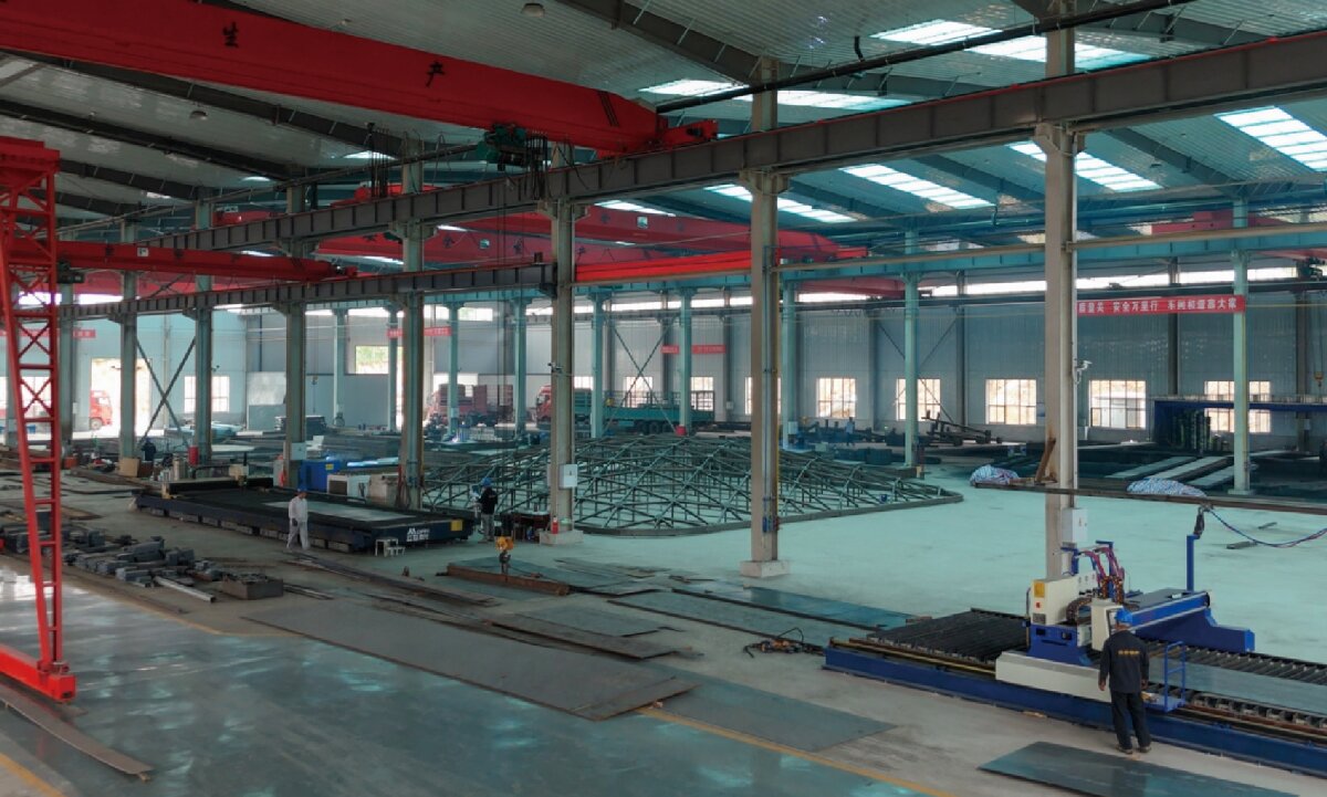 信橋鋼結(jié)構(gòu)：20000W激光切割機(jī)等大型設(shè)備彰顯實(shí)力！(圖2)